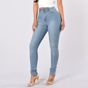 Fashion Nova Blue jeans